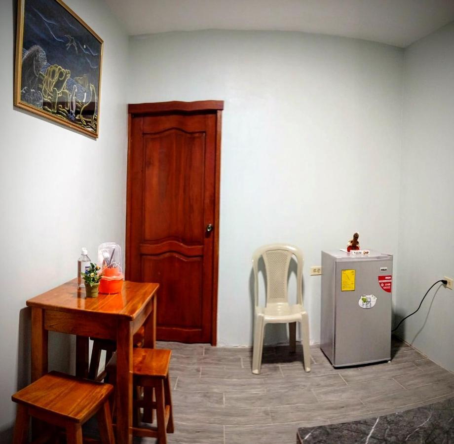 Апартаменты Casa Scalesia Пуэрто-Бакерисо-Морено Экстерьер фото